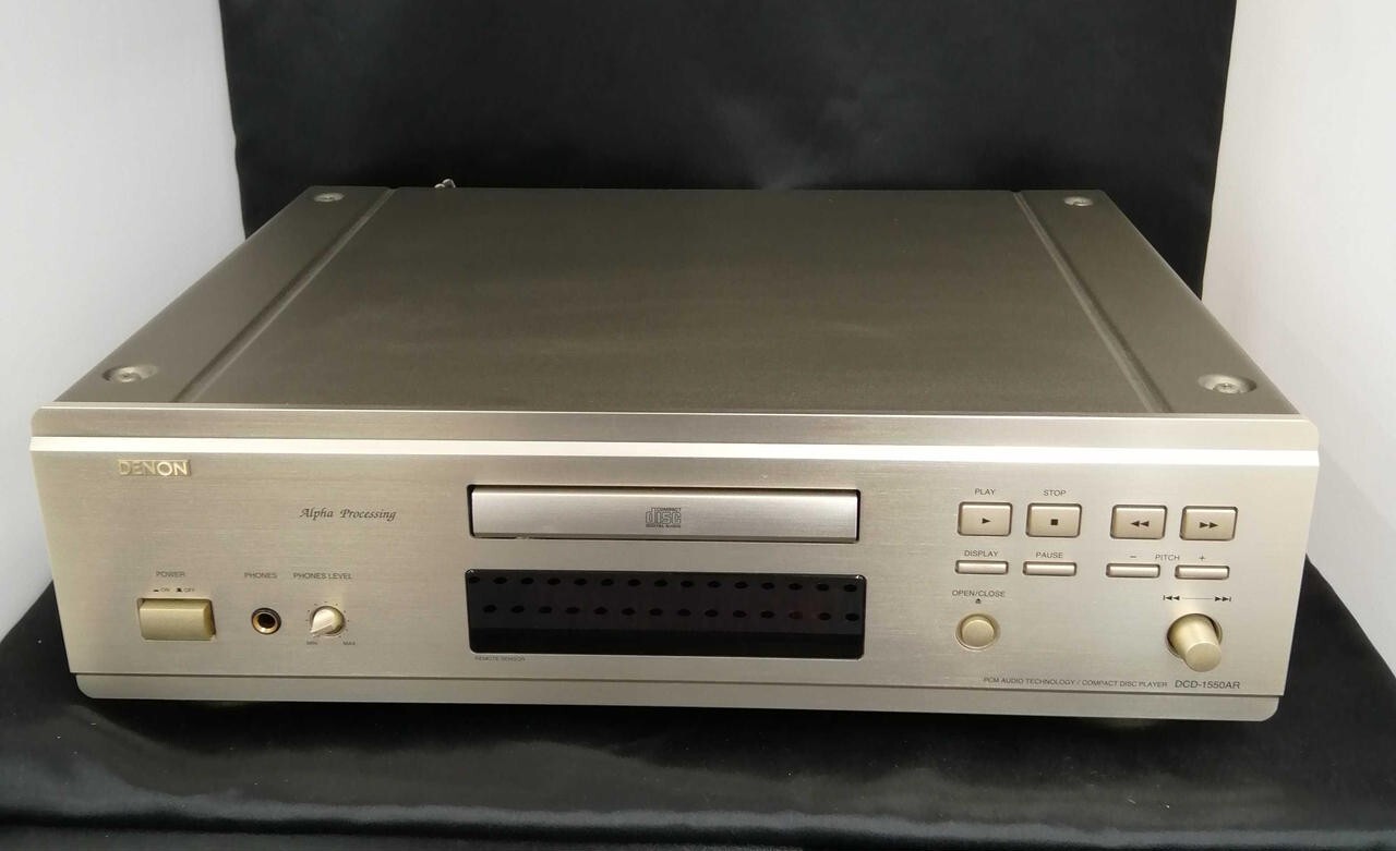Denon Dcd-1550Ar CD Player w/RemoteControl Good Condition Denon Dcd-1550Ar CD Player w/RemoteControl Good Condition