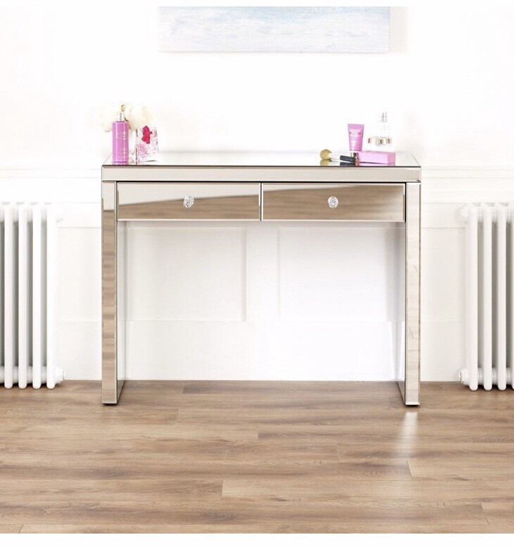 Mirrored makeup desk in Stowmarket, Suffolk Gumtree