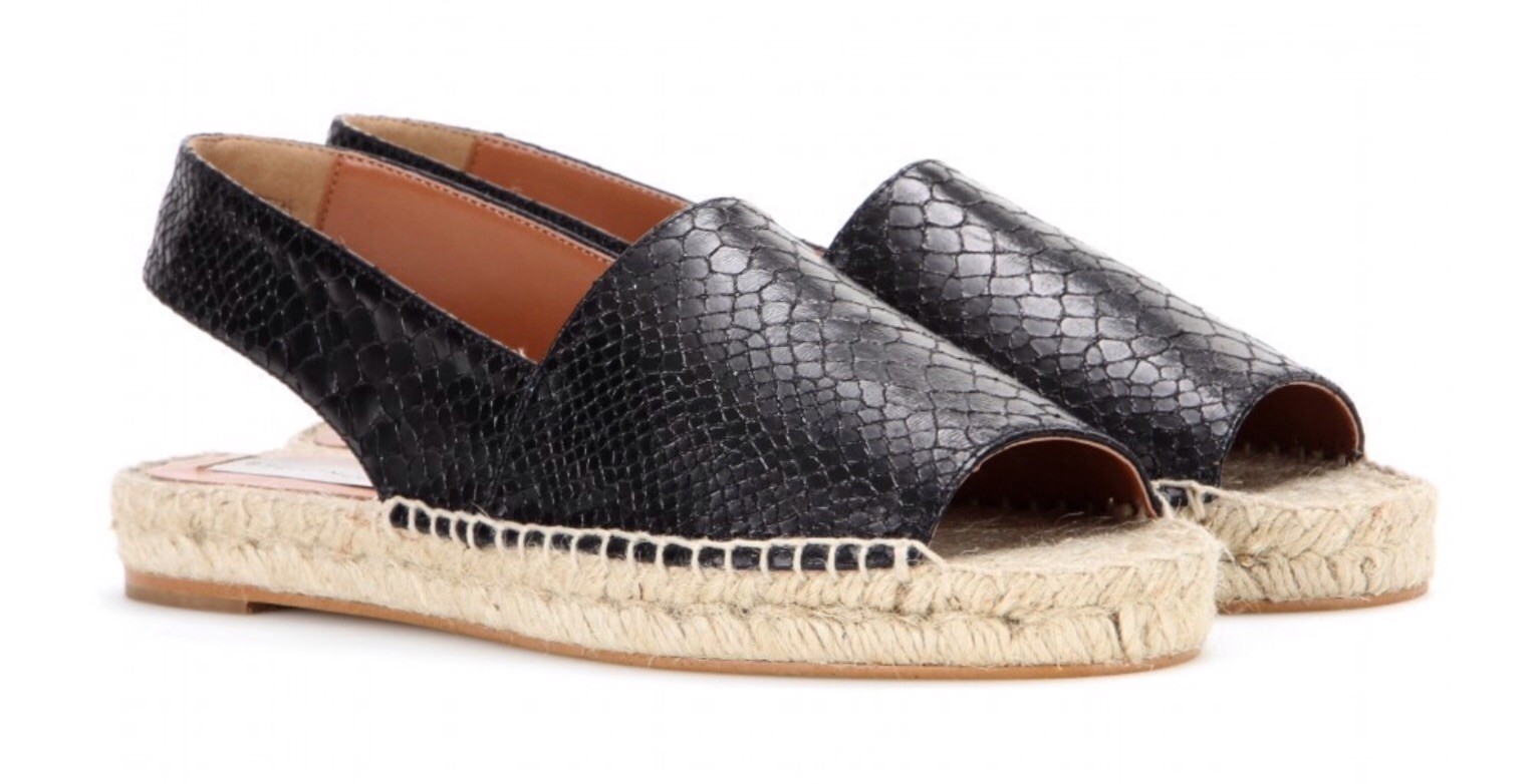 サンダル・ミュール STELLA MCCARTNEY Women Sandals 810527KP027 1000 NERO Black adidas by Stella McCartney Hika Outdoor Sandals - Black