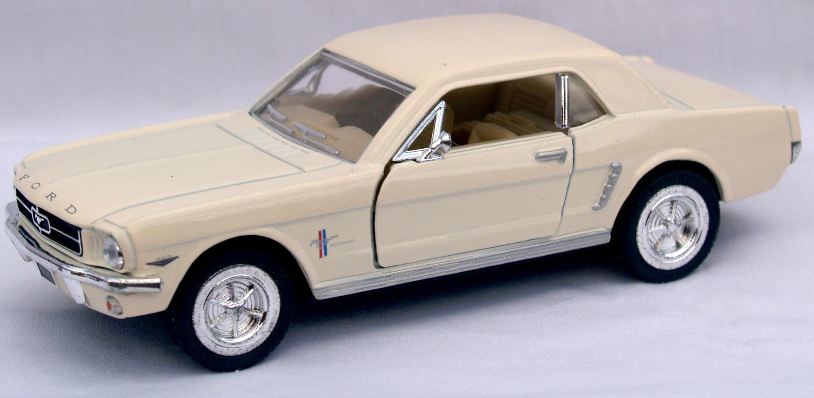 Kinsmart Ford Diecast Vehicles