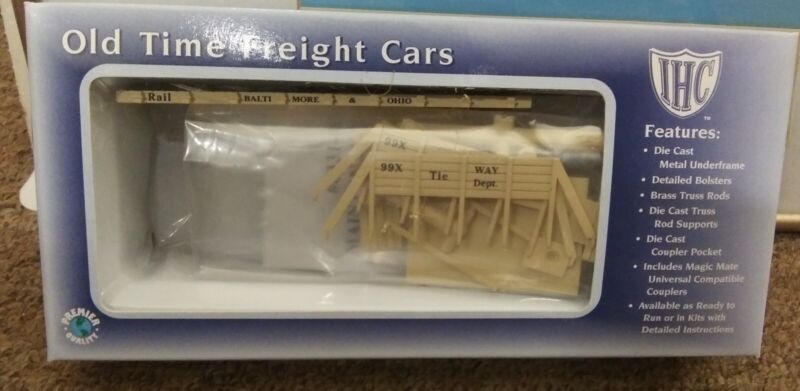 IHC HO SCALE OLD TIME FREIGHT CARS RAIL & TIE CAR KIT MODEL TRAIN BALTIMOR OHIO 
