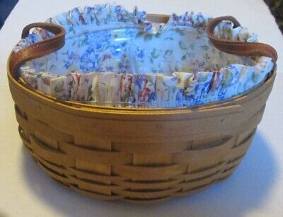 2004 LONGABERGER hand woven round basket w cloth liner & divided plastic protect