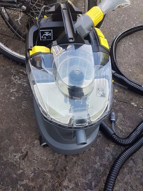 Karcher PUZZI 8/1 C Commercial Upholstery & Spot Carpet Cleaner 1380w