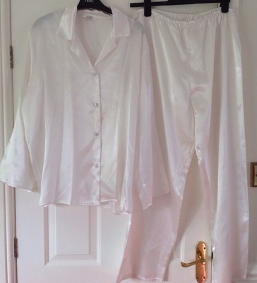 2 Pairs Ladies Cream amp Brown Satin Silky PJs Pyjamas Label 1820 But Smaller