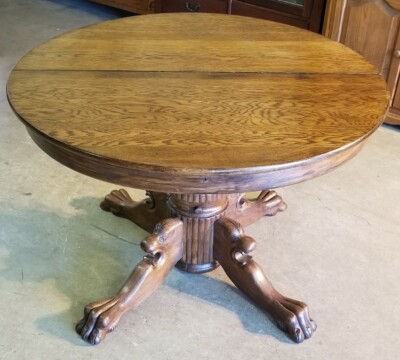 1900 1950 Oak Claw Foot Vatican