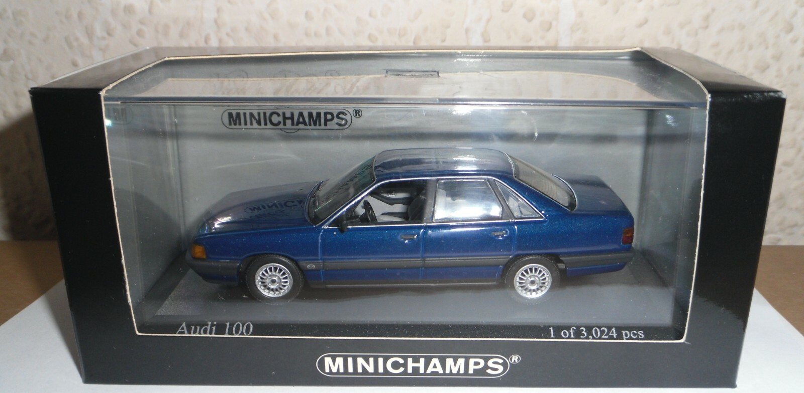 Audi 100 – 1:43 – Minichamps Sammlermodell     