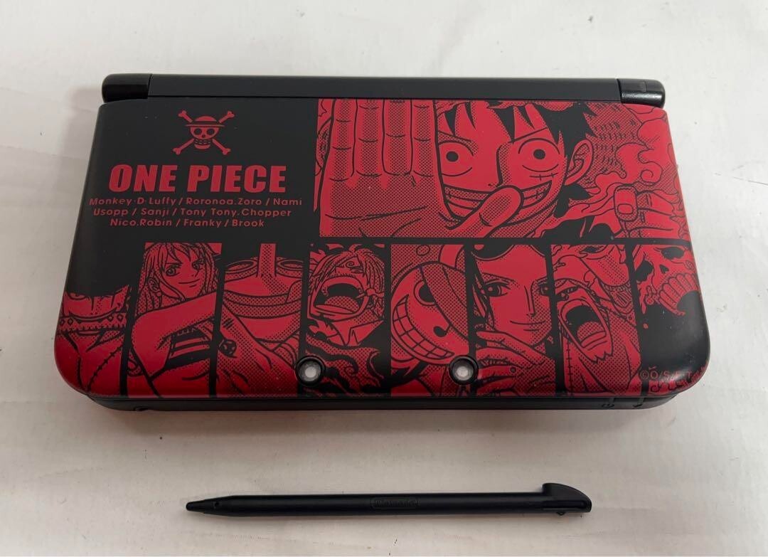 Nintendo 3DS ONE PIECE ルフィレッド（箱、ソフト付き） Nintendo 3DS LL One Piece Unlimited World R Luffy Red ver. w