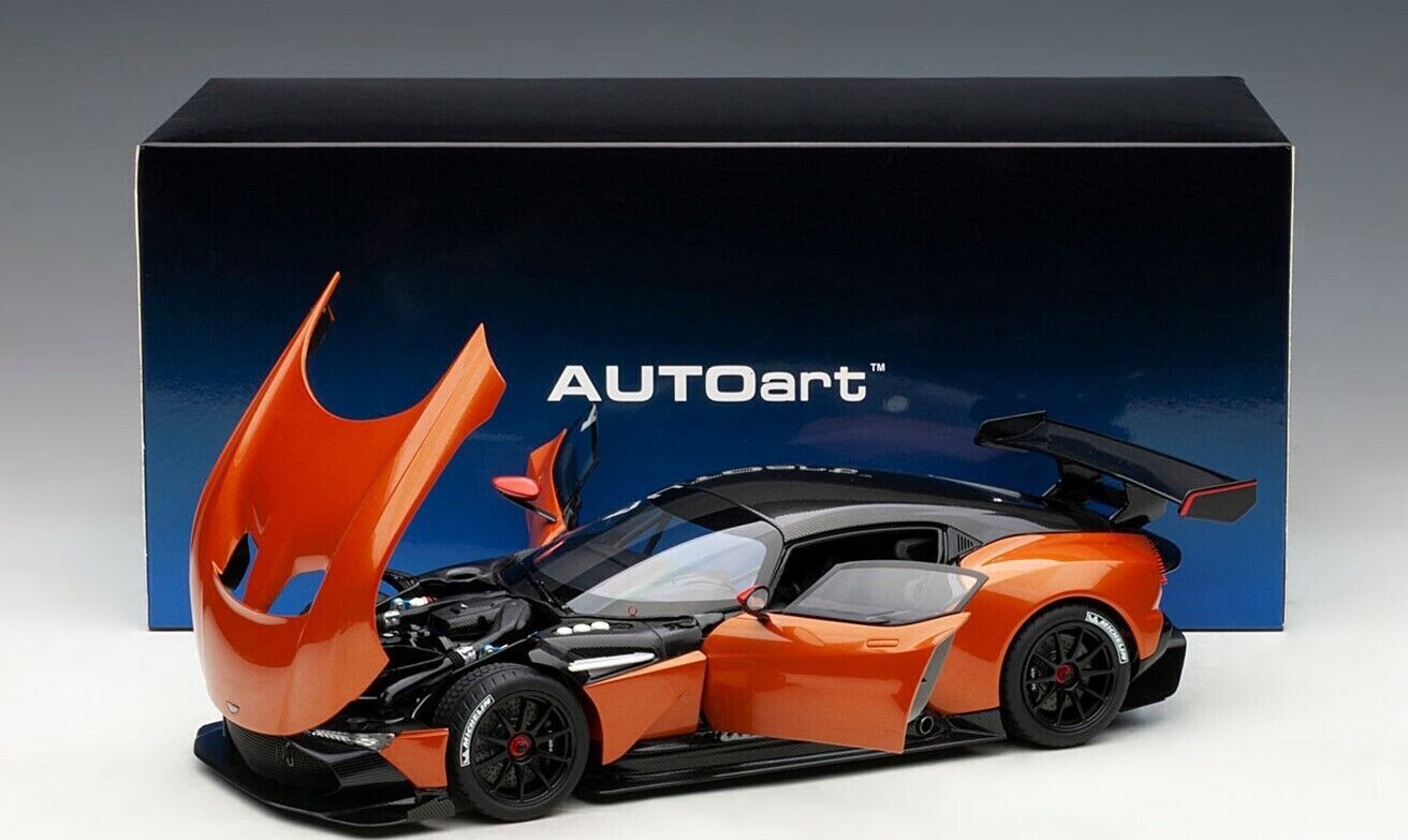 1/18 Aston Martin Vulcan Madagascar Orange W/Carbon Top 1/18 Aston Martin Vulcan Madagascar Orange W/Carbon Top