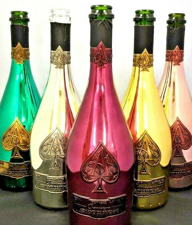 Armand de Brignac ゴールド　ダミーケース入り Armand de Brignac ゴールド ダミーケース入り - メルカリ