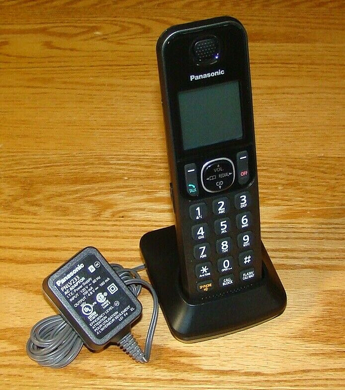 Panasonic KX-TGFA30 M Handset / Panasonic Charger Base PNLC1040 Works