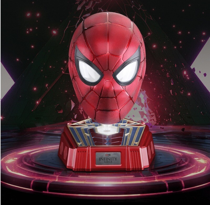 Pre-owned Marvel Comics Iron Spider Helmet Electric Blink Bluetooth Speaker 1:1 Genuine In Red