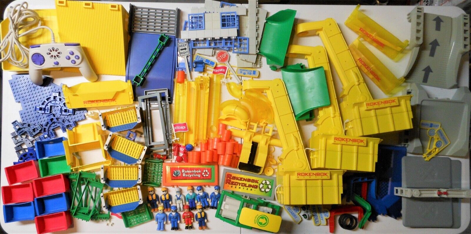 Rokenbok Huge Lot Tower Figures Controllers Connectors Rokenbok Huge Lot Tower Figures Controllers Connectors