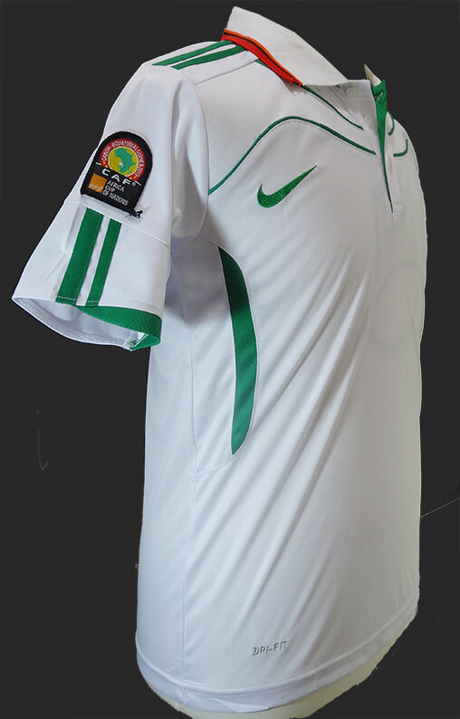 Nike Dri-FIT Men's Zambia Soccer Football Jersey White Africa Size L