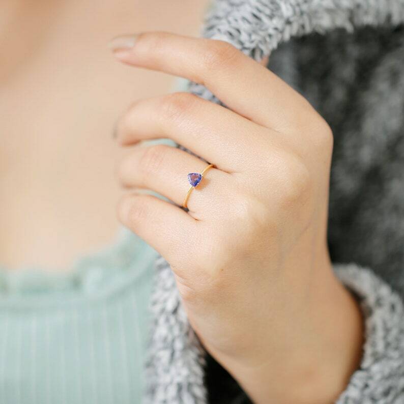 Pre-owned Handmade Trillion Cut Blue Violet Tanzanite Statement Ring Bands In 14k Yellow Gold / In White