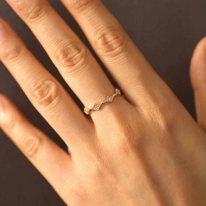 Pre-owned Jewels Empire 0.08 Carat Round Diamond Vintage Art Deco Wedding Ring Solid 14k Yellow Gold In F