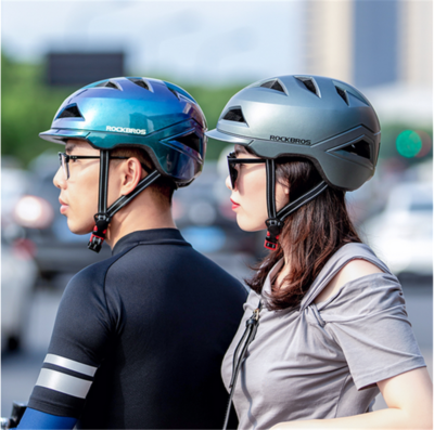 Safety helmet clearance for bike
