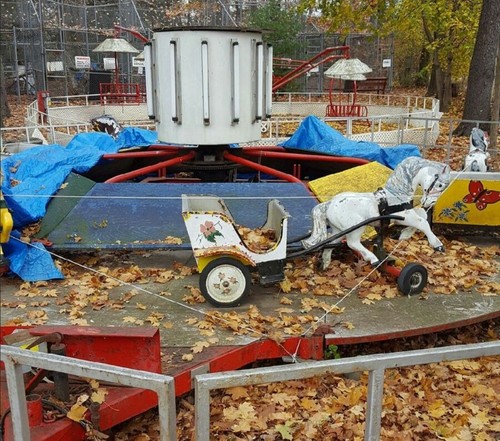 San Antonio KIDDIE PONY CART CARNIVAL RIDE,AMUSEMENT PARK,RENTAL,FFC, vintage