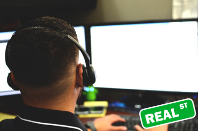 Magnaflow Muffler Center/Offset 4" X 9" Oval  17" Overall 2.25" In Out 11365