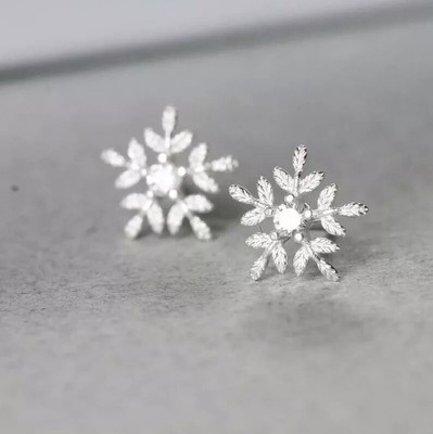 1.0Ct Round Cut Lab-created Diamond Snowflake Stud Earring 14k White Gold Finish