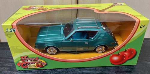 モーターマックス FC 1/24 1974 AMC グレムリン X MOTORMAX 1974 AMC GREMLIN X 1:24 SCALE DIECAST FORGOTTEN