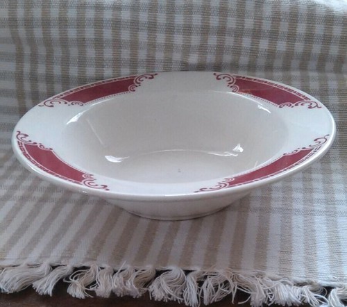 Homer Laughlin Brittany Majestic Dessert Bowl - No Flowers E 43 N 6