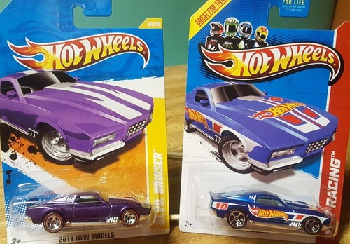 Hot Wheels Blvd. Bruiser 1:64 Lot of 2 Purple w/ Redlines