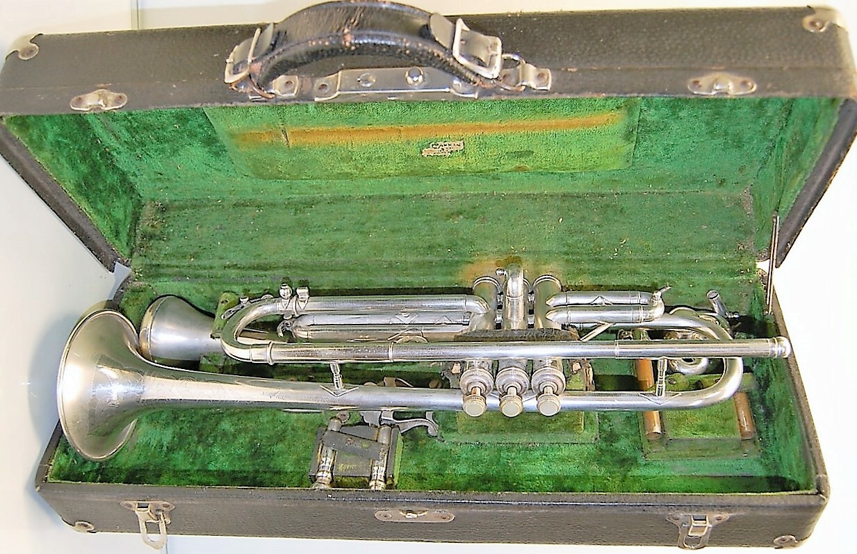 Vintage CG Conn LTD 22B Trumpet (early New Symphony Model) Circa 1920's-1930's