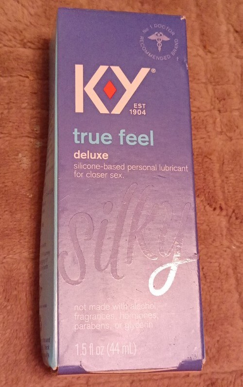 если х- true, y-false, x or y =. Y true. Max true логотип. K-y true feel premium silicone personal. K-y true feel premium silicone personal.