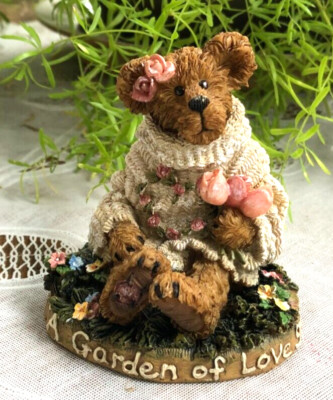 BOYDS RESIN BEARSTONE FIGURINE - FLORA T ROSEBEARY - A GARDEN OF LOVE