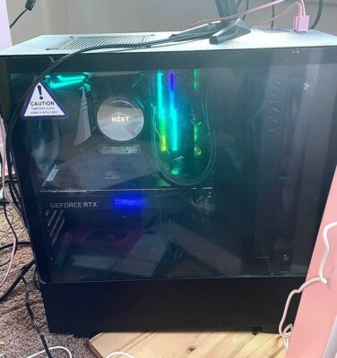 NZXT Gaming PC Rainbow GEFORCE RTX 2080 Best gaming computer Huge deal 