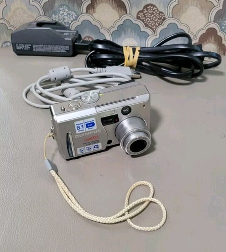 WORKING! Olympus Camedia Digital Camera C-60 Zoom 6.1MP w