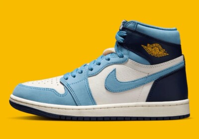 Nike Women's Air Jordan 1 Retro High OG First in Flight FD2596-400 Shoes NEW
