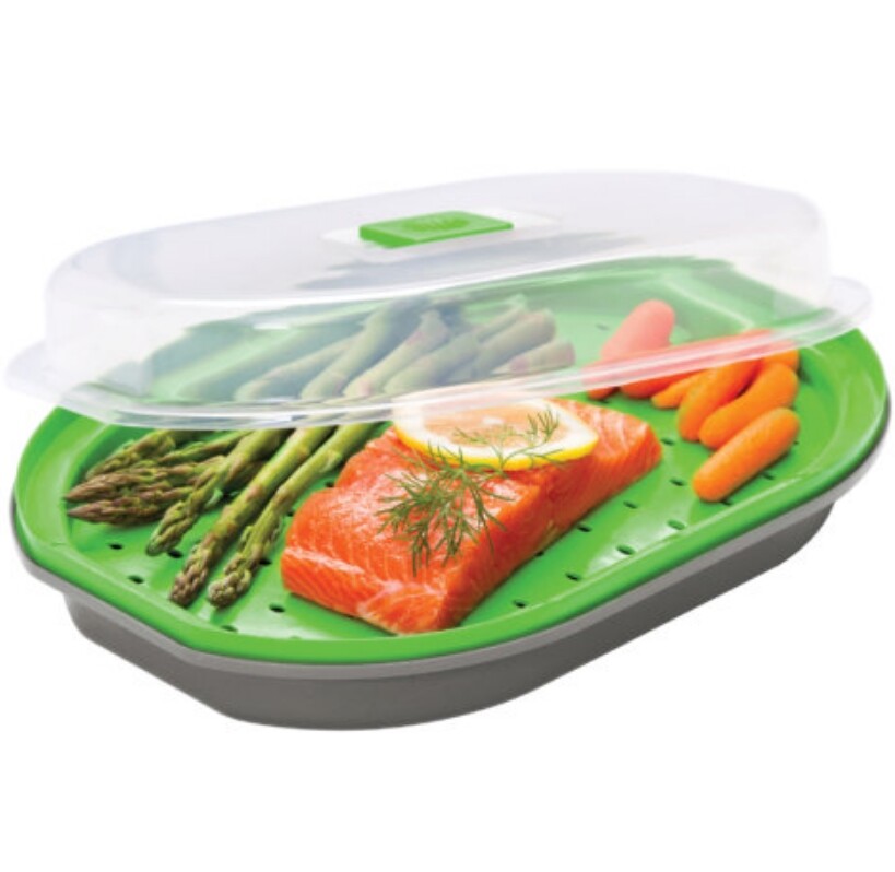Gray/Green Microwave Fish & Veggie Steamer
