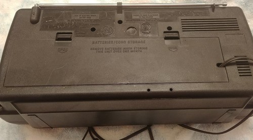 Vintage Portable GE General Electric 3-5454B Boombox AM FM Cassette Stereo Radio
