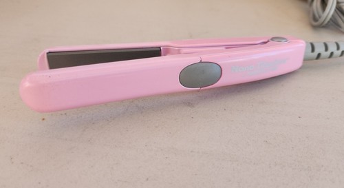 BabylissPRO Nano Titanium Mini Hair Straightener Compact Professional Flat Iron