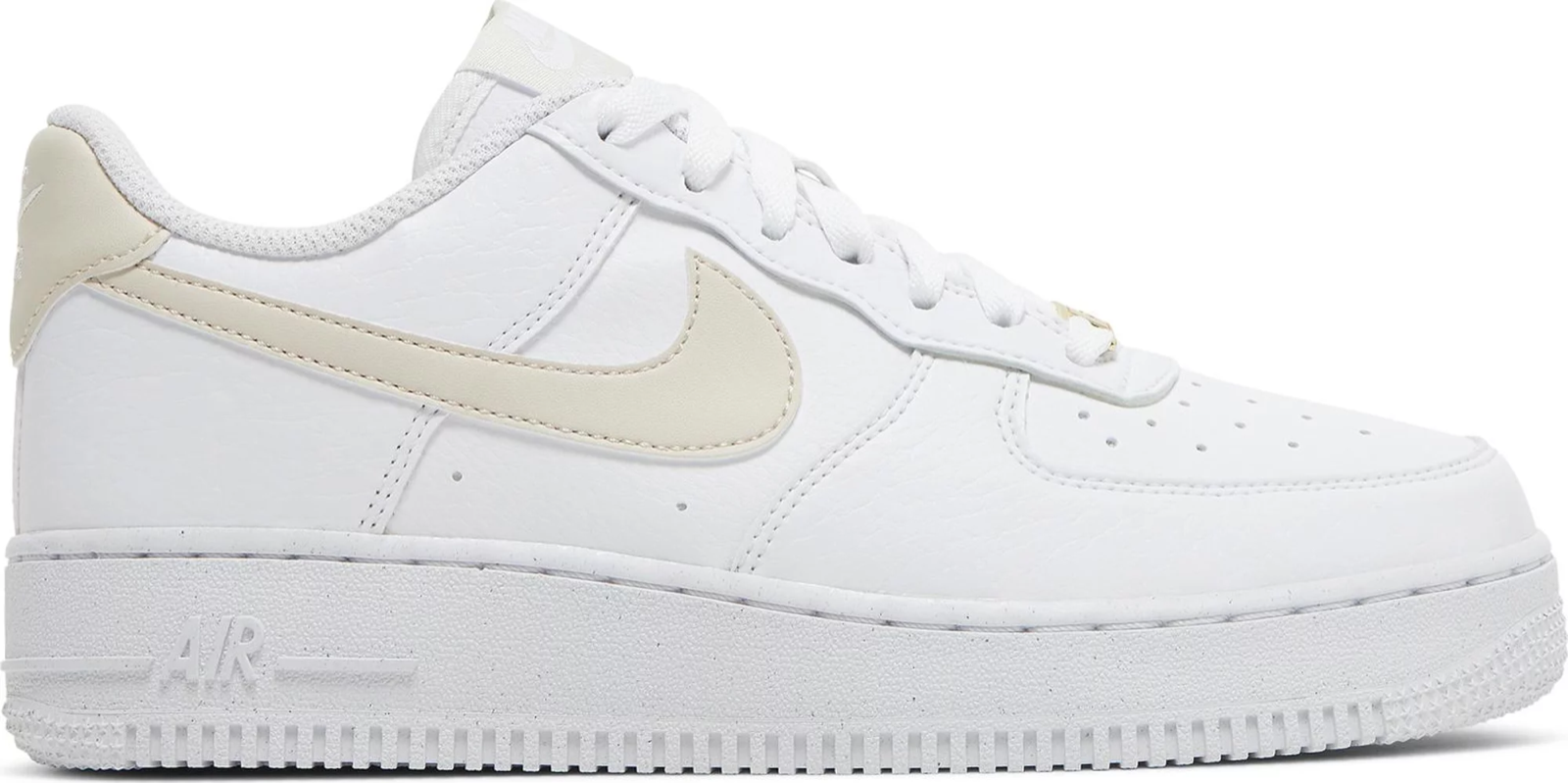 

Женские кроссовки Nike W Air Force 1 07 Next Light Orewood Brown DN1430-101 9,5, Белый, Nike Air Force 1