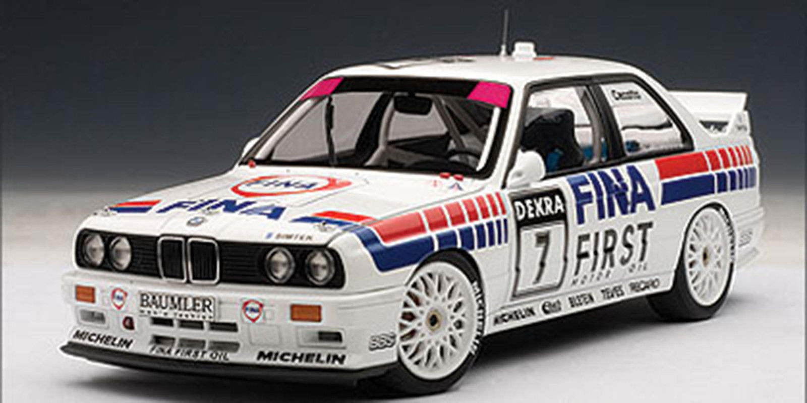 AUTOART 1992 BMW M3 DTM AUTOART 1992 BMW M3 DTM