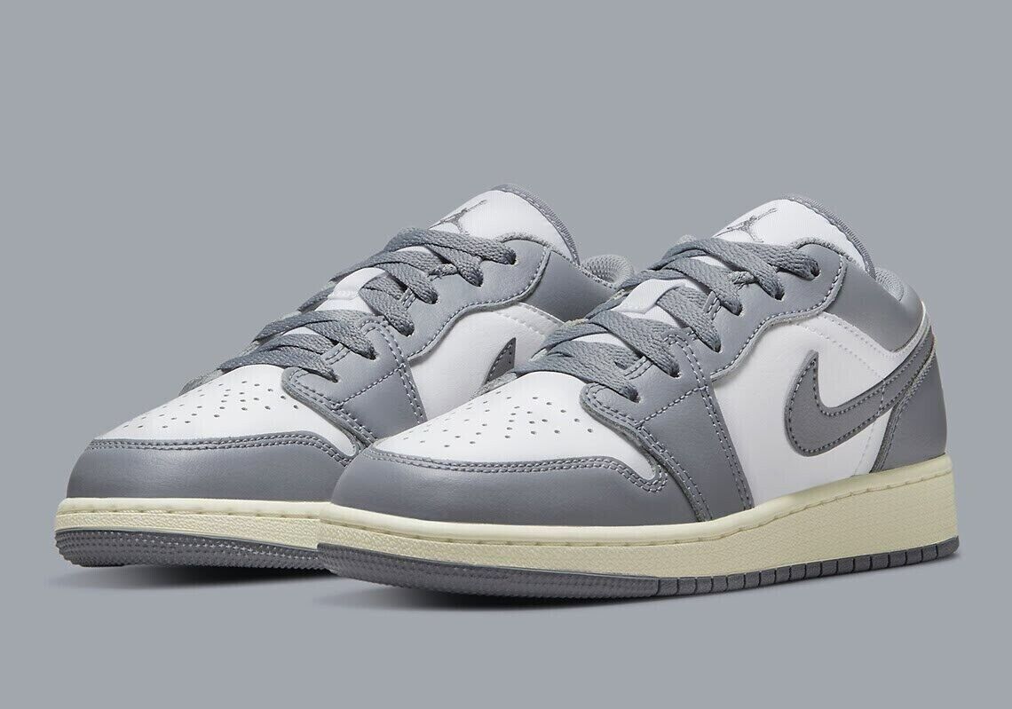 NEW Air Jordan 1 Low (GS) Multi Size Stealth/White-Sail NEW Air Jordan 1 Low (GS) Multi Size Stealth/White-Sail
