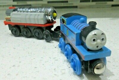 Thomas & Friends MOTORIZED Battery Operated JET ENGINE +THOMAS For Wooden Tracks