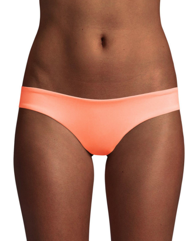 Тонкое бикини. Low rise bikini. Бикини классика женщины. Классик бикини. Бикини классика фото.