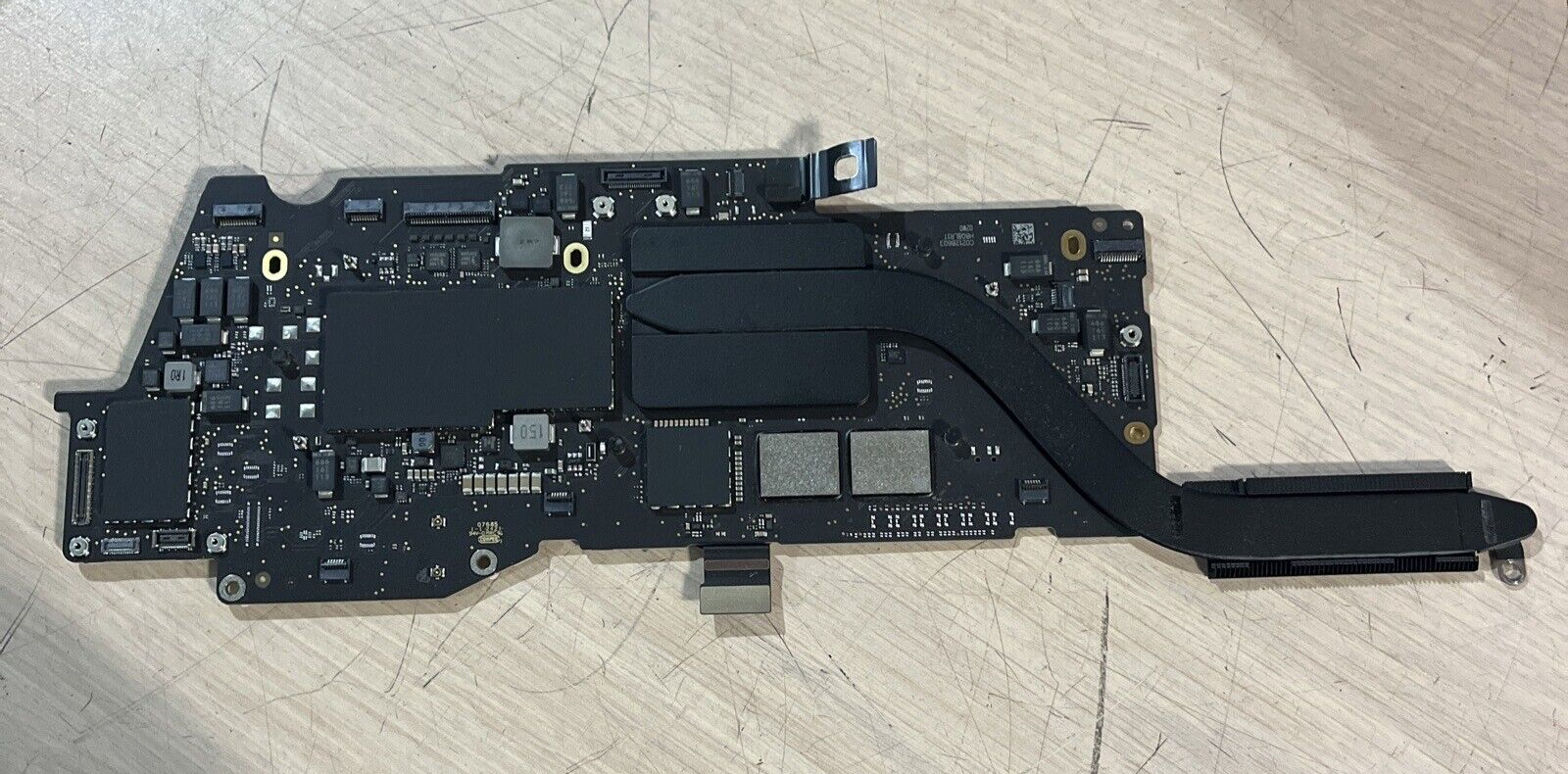 LOCKED MACBOOK PRO 13 A2338 M1 8GB 256GB LOGIC BOARD LOCKED MACBOOK PRO 13 A2338 M1 8GB 256GB LOGIC BOARD