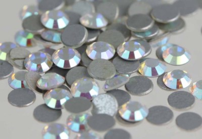 SWAROVSKI  mini Crystal Gems  Code SS7  x 50               Nail,  Tooth.  Crafts