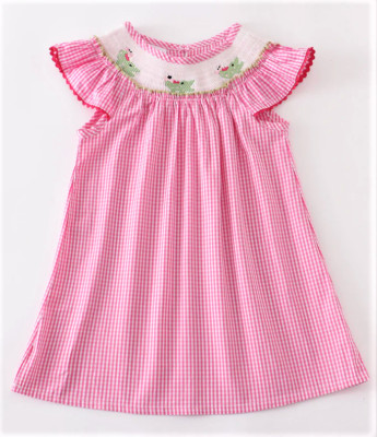 NWOT BOUTIQUE PINK PLAID EMBROIDERED ALLIGATOR SMOCKED BISHOP DRESS - 2/3, 3/4