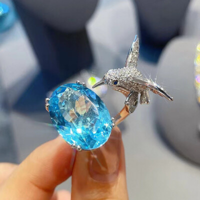 New Hummingbird 15mm Oval Blue Topaz Gemstone Special Women Luxury Silver Ring