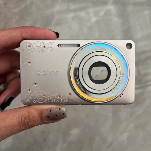 SONY Cyber Shot DSC-W350D 14.1MP Digital Camera -Cherry