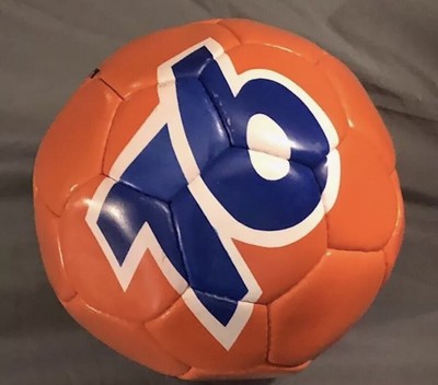 RARE VINTAGE FIFA UNOCAL 76 OFFICIAL 5 SOCCER BALL FOOTBALL
