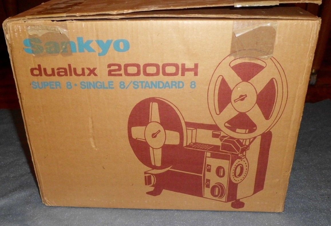 Sankyo Dualux 2000H Super 8 / 8mm movie projector IN BOX