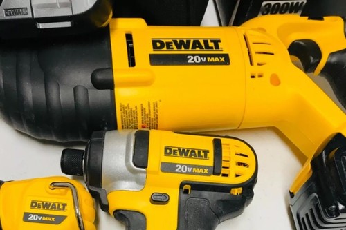 DEWALT DCK520D1M1 20-Volt MAX Li-Ion 5-Tool Combo Kit