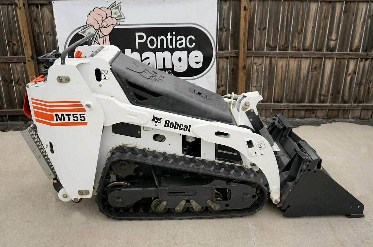 NICE 2014 Bobcat MT55 Diesel Walk Ride Behind Mini Skid Track Steer With Bucket