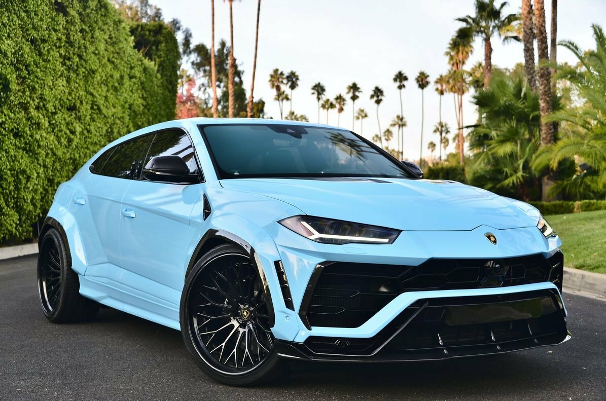 2021 Urus 2,715 Miles Light Blue Suv 4.0 L V8 8 Speed